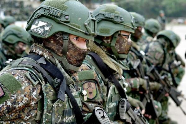 Taiwanesetroops